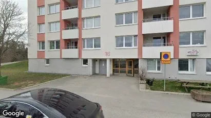 Lägenheter att hyra i Huddinge - Bild från Google Street View