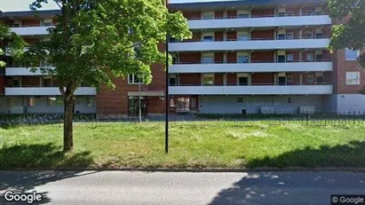 Lägenheter att hyra i Huddinge - Bild från Google Street View