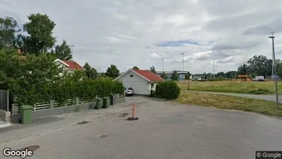 Lägenheter att hyra i Huddinge - Bild från Google Street View