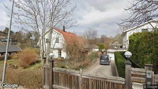 Lägenheter att hyra i Huddinge - Bild från Google Street View