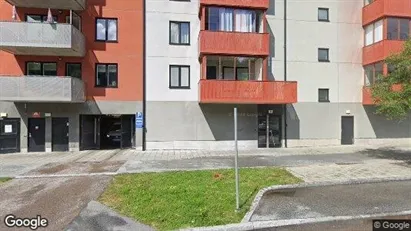 Lägenheter att hyra i Huddinge - Bild från Google Street View