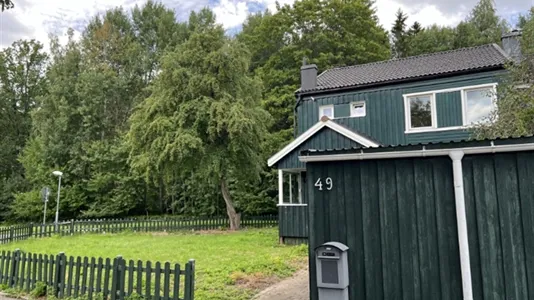 Hus i Botkyrka - foto 3