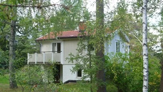 Hus i Värmdö - foto 1